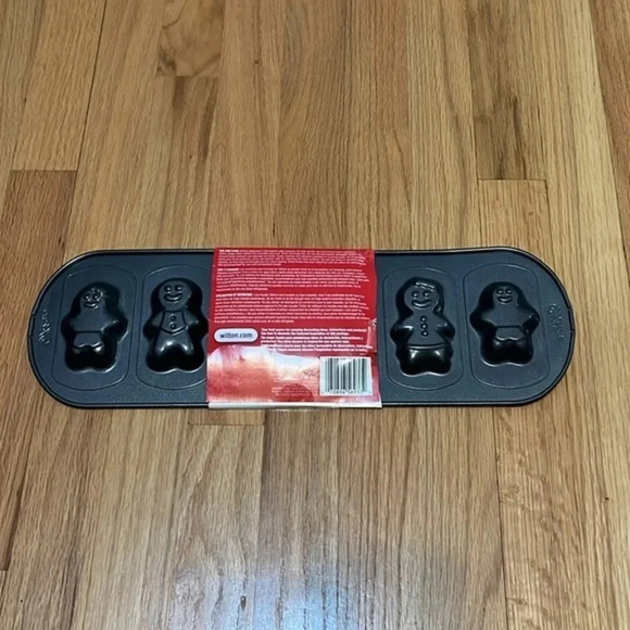 Wilton | Gingerbread family 6 cavities cookie pan NEW non stick - Picture 5 of 7